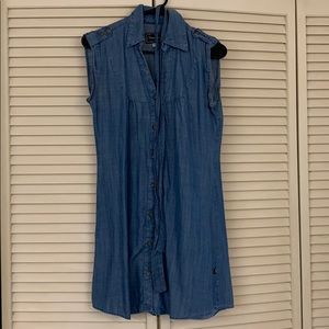 Roberta Oaks Local Hawaii Designer